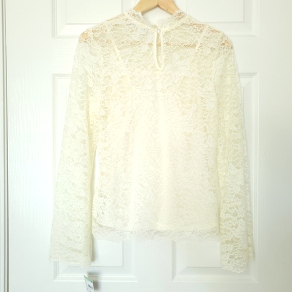NWT Simply Styled Long Sleeve Lace Top - Picture 2 of 10